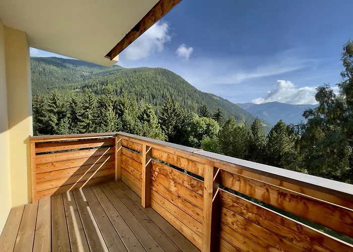 Apartment Sunshine @ Rosie Design *